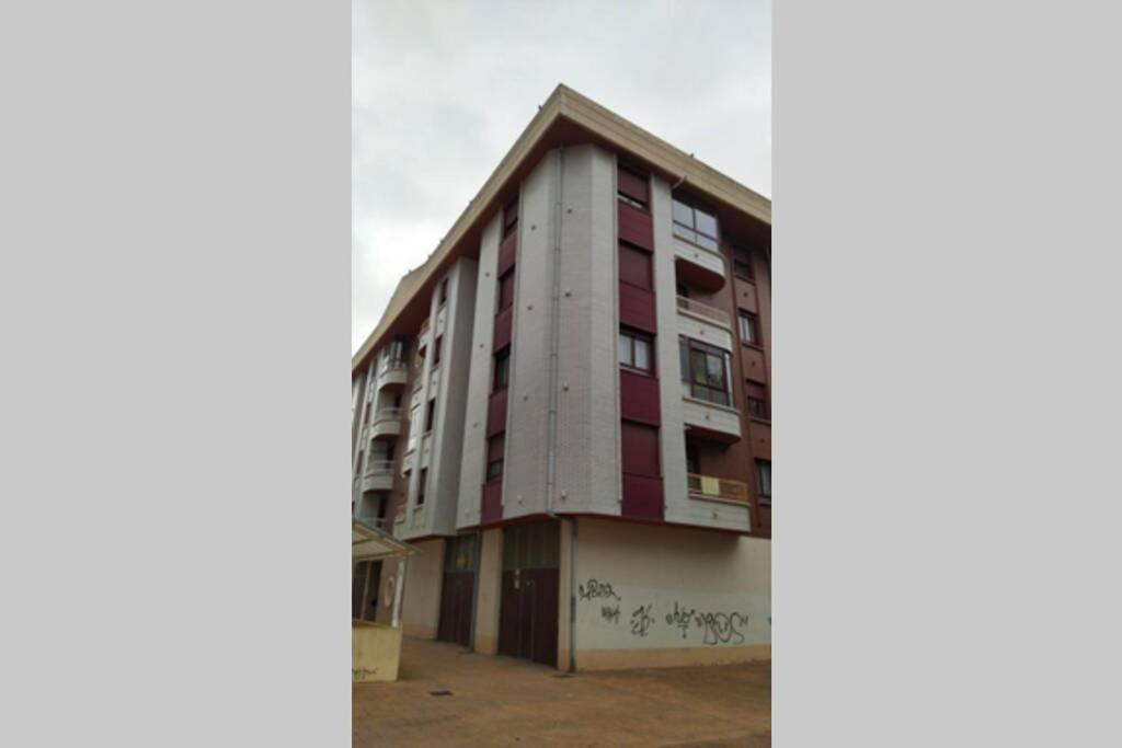 Vivienda Briviesca La Vega 2 Appartement Buitenkant foto